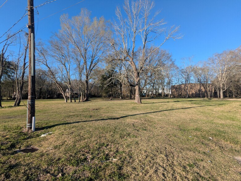 More Photos Of 620 Langham Rd, Beaumont Land For Sale