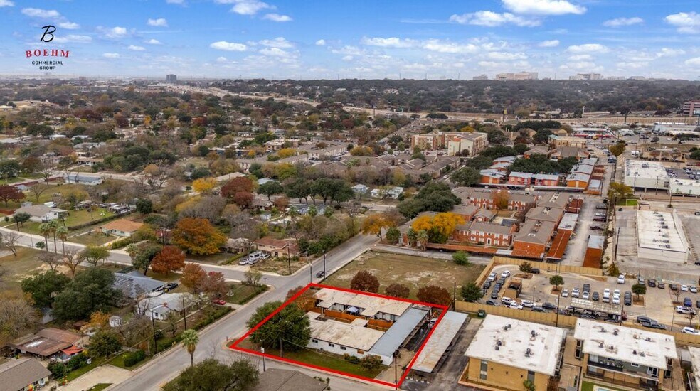 Primary Photo Of 600 Gentleman Rd, Balcones Heights Apartments For Sale