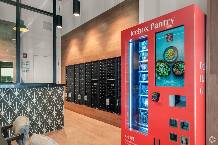 More Photos Of 1601 N Dixie Hwy, Lake Worth Apartments For Lease