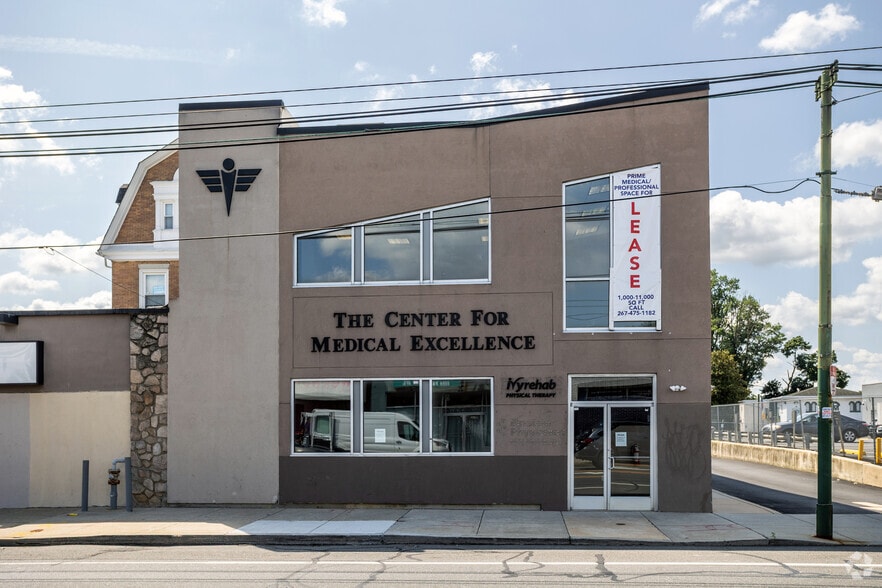 More Photos Of 8015-8021 Frankford Ave, Philadelphia Medical For Lease