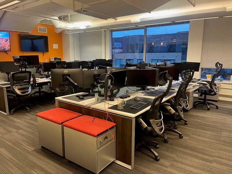 More Photos Of 360 N Main St, Royal Oak Apartments For Lease