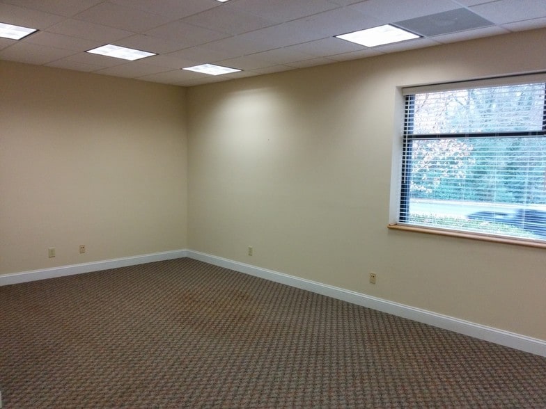More Photos Of 291 Willowbrook Ave, Rock Hill Office For Lease