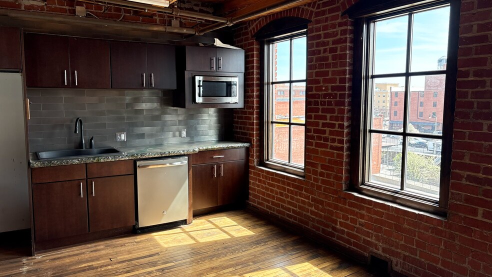 More Photos Of 4 E Sheridan Ave, Oklahoma City Office For Lease