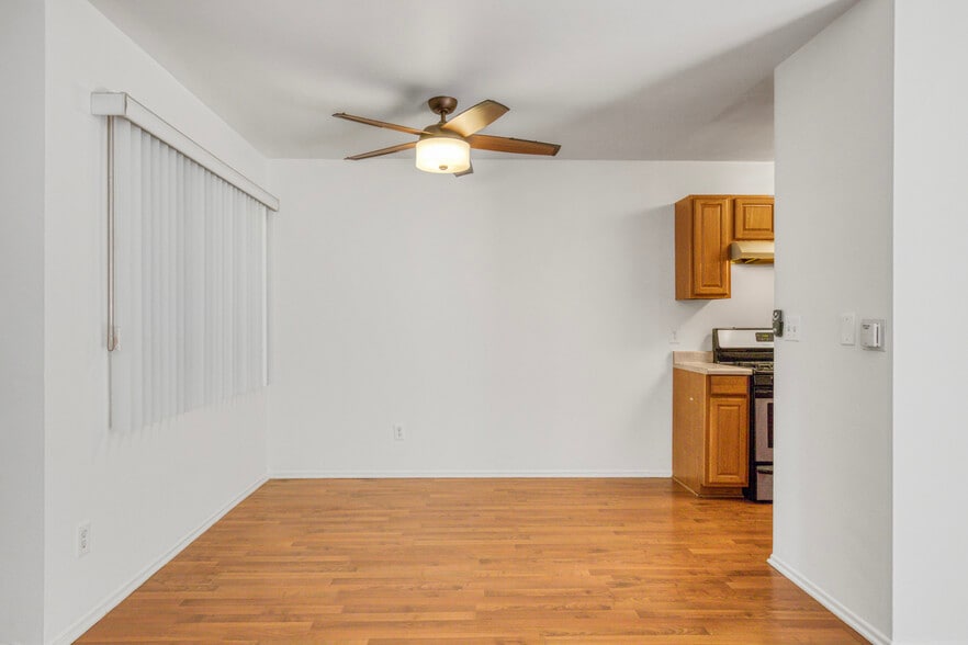 More Photos Of 14641 Magnolia Blvd, Sherman Oaks Apartments For Sale