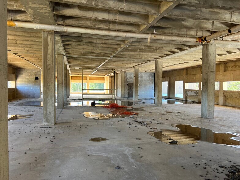 More Photos Of 815 E State Highway 204, Jacksonville Medical For Sale