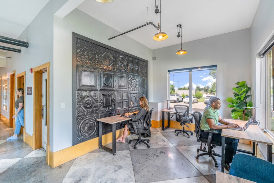 More Photos Of 6401 W Eldorado Pky, McKinney Coworking Space