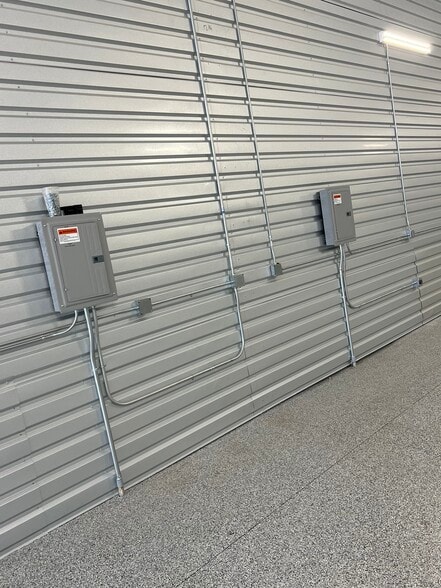 More Photos Of 5905 Ford Ave, Las Vegas Self Storage For Sale