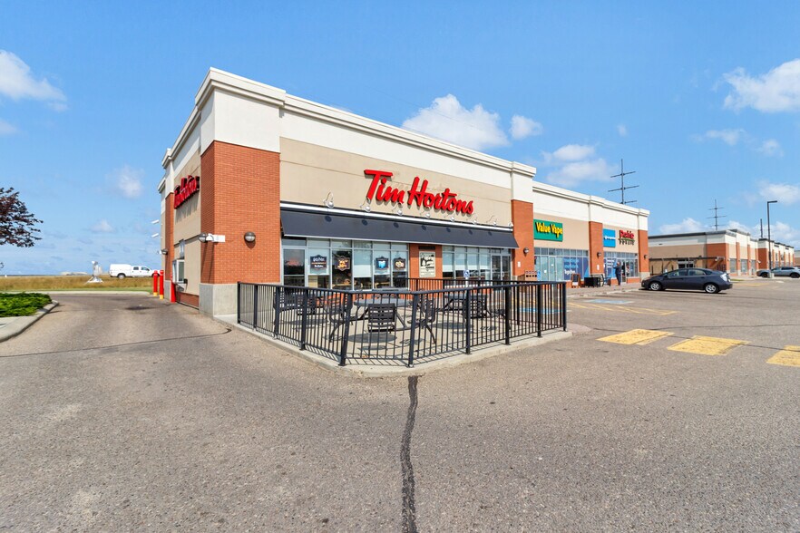 More Photos Of 2350 Division Av NW, Medicine Hat Unknown For Lease