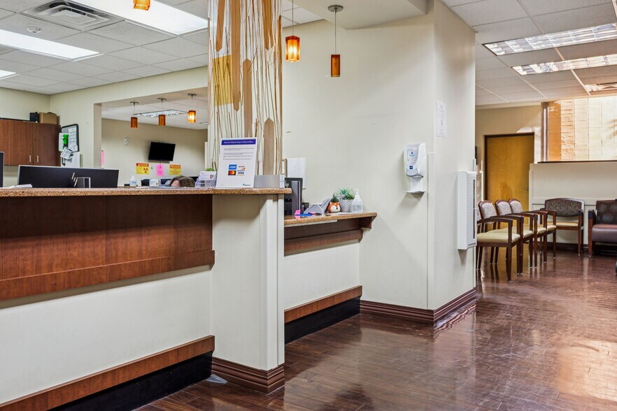 More Photos Of 4612 N Habana Ave, Tampa Medical For Sale