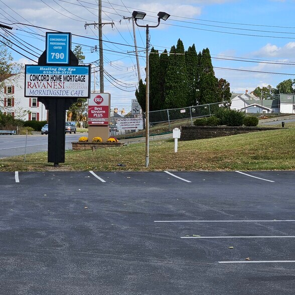 More Photos Of 790 Baltimore Pike, Concordville Storefront Retail Office For Lease