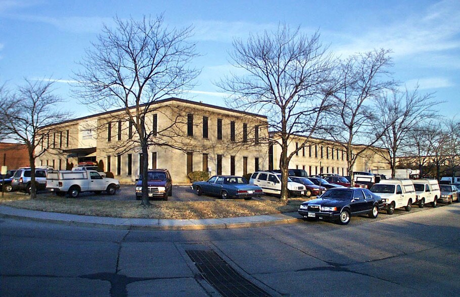 More Photos Of 10739-10741 Tucker St, Beltsville Warehouse For Lease