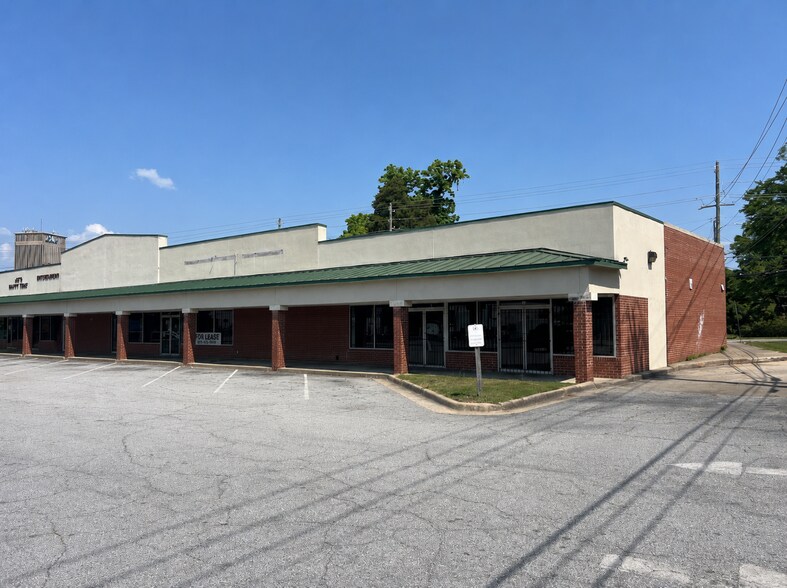 More Photos Of 2115 Buena Vista Rd, Columbus Storefront For Lease