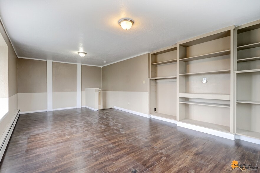 More Photos Of 1335 Hyder St, Anchorage Apartments For Sale