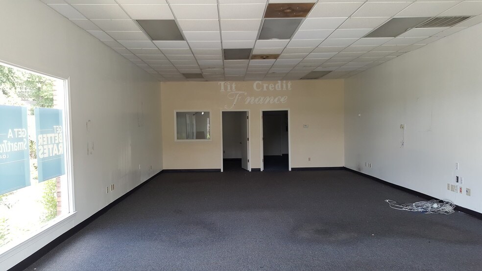 More Photos Of 3941-3965 Victory Dr, Columbus Storefront Retail Office For Lease