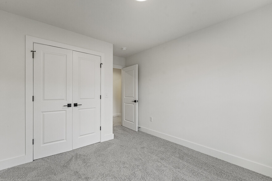 More Photos Of 102 Chella Ct, Sanford Apartments For Sale