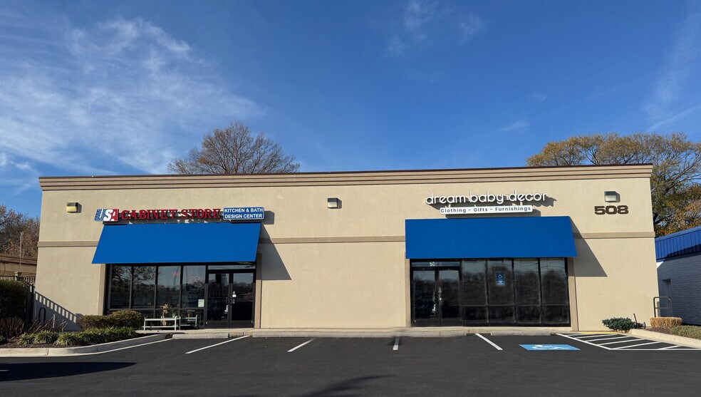 More Photos Of 508 Chinquapin Round Rd, Annapolis Storefront For Lease