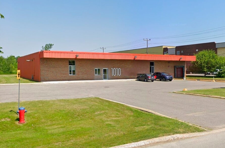 Primary Photo Of 1010 Rue Raoul-Charette, Joliette Manufacturing For Lease