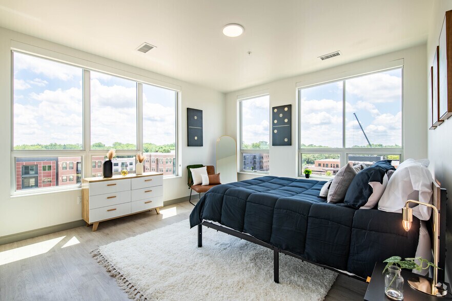 More Photos Of 2521 East Washington Ave, Madison Apartments For Lease