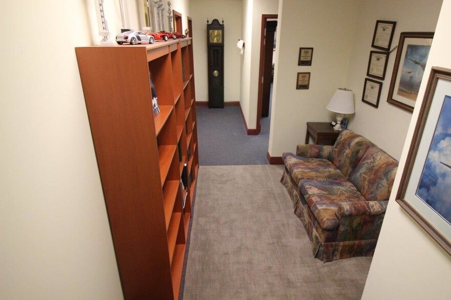 More Photos Of 2901 St Lawrence Ave, Reading Medical For Lease