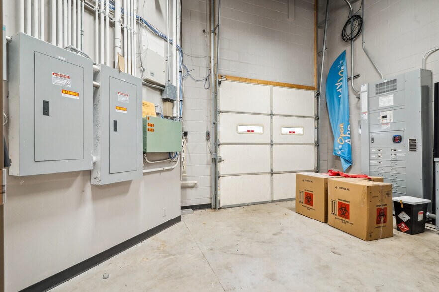 More Photos Of 1414 Main St, Keokuk Office For Lease