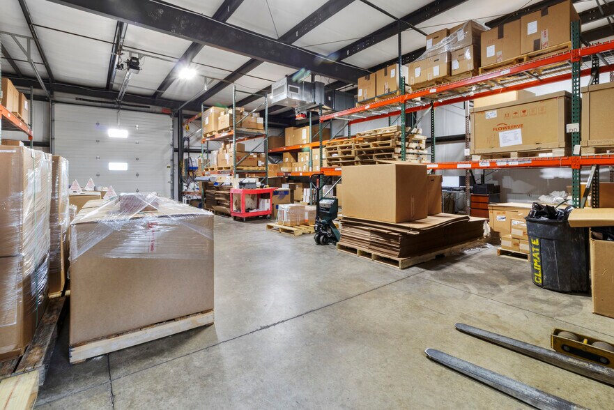 More Photos Of 8180 Country Club Pl, Indianapolis Warehouse For Sale