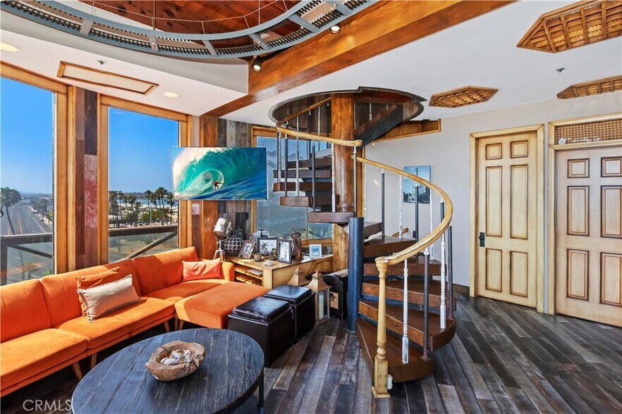 More Photos Of 1 Anderson St, Seal Beach Specialty For Sale