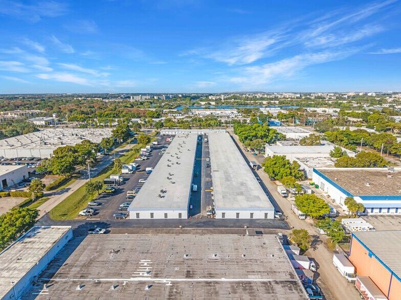More Photos Of 2020 W McNab Rd, Fort Lauderdale Unknown For Lease
