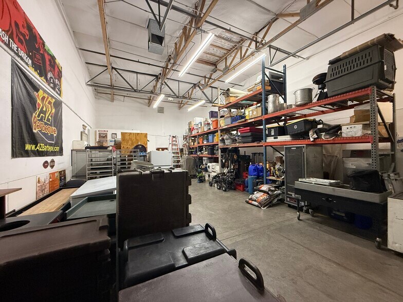 More Photos Of 7900 N 70th Ave, Glendale Warehouse For Sale