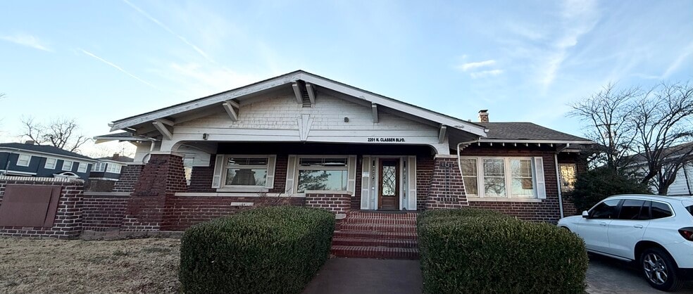 Primary Photo Of 2201 N Classen Blvd, Oklahoma City Office For Lease