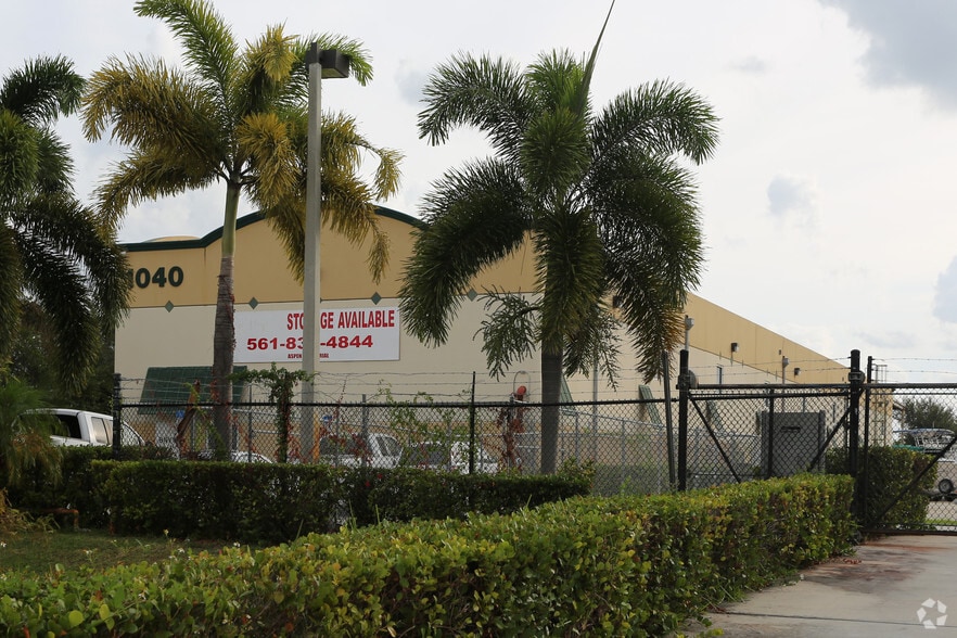 More Photos Of 1040 W Industrial Ave, Boynton Beach Warehouse For Lease
