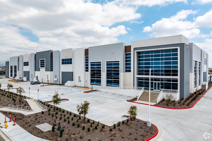 Primary Photo Of 14801 Slover Ave, Fontana Warehouse For Lease