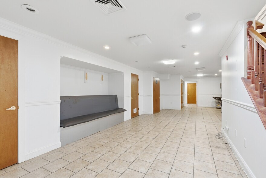 More Photos Of 329 W Girard Ave, Philadelphia Storefront Retail Residential For Lease