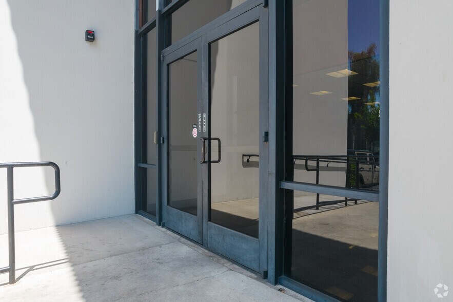 More Photos Of 680 Langsdorf Dr, Fullerton Office For Lease