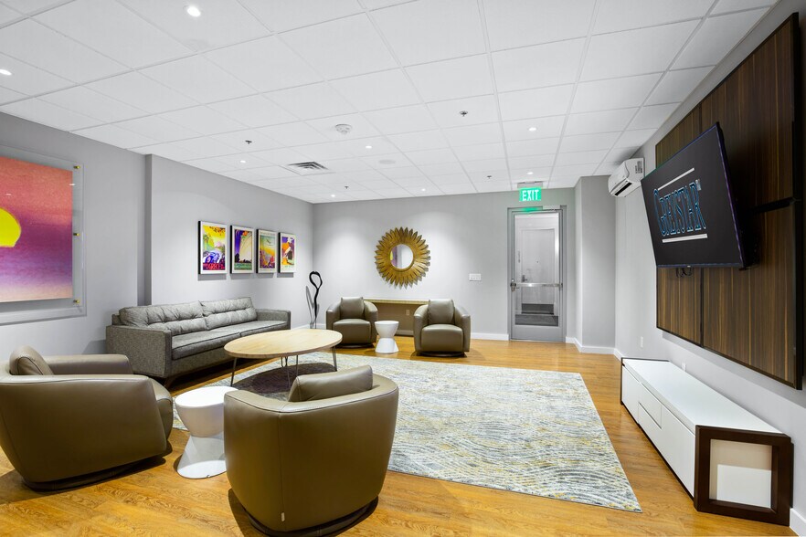 More Photos Of 522 S Boston Ave, Tulsa Apartments For Lease