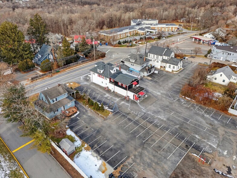 More Photos Of 2002 E Main St, Mohegan Lake Multifamily For Sale