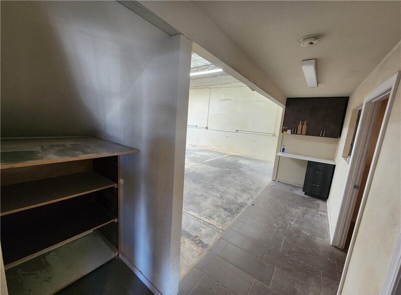 More Photos Of 12970 Branford St, Pacoima Warehouse For Lease