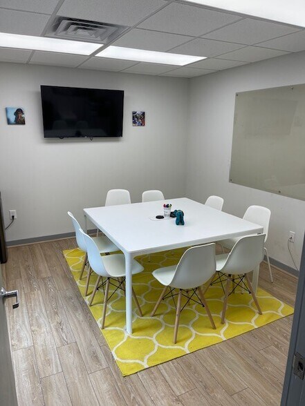 More Photos Of 333 Wade Hampton Blvd, Greenville Medical For Lease