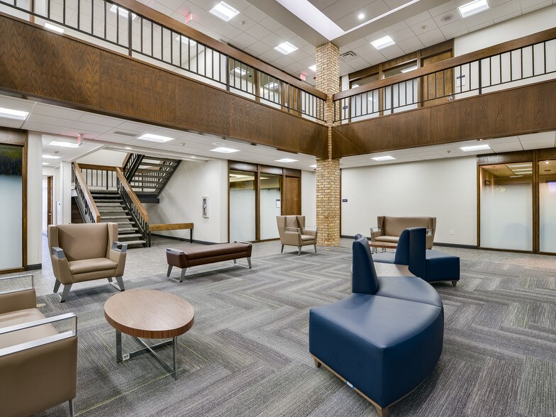 More Photos Of 2301 S Clear Creek Rd, Killeen Medical For Lease