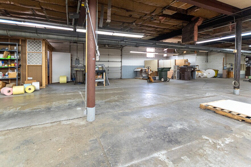 More Photos Of 1 Victor Way, Sharon Warehouse For Sale