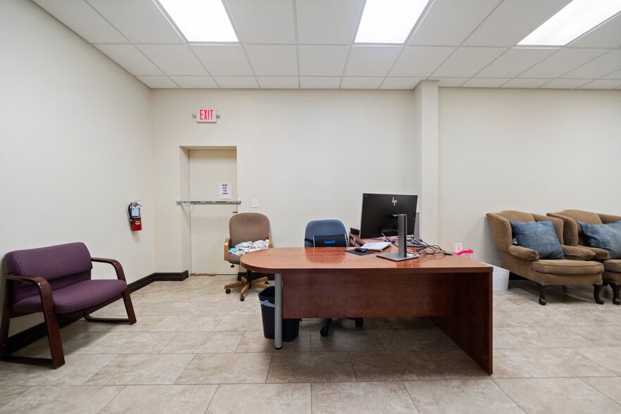 More Photos Of 10655 FM 1097 Rd W, Willis Medical For Sale