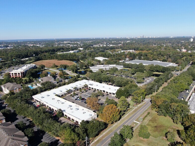 More Photos Of 6676 Corporate Center Pky, Jacksonville Office For Sale