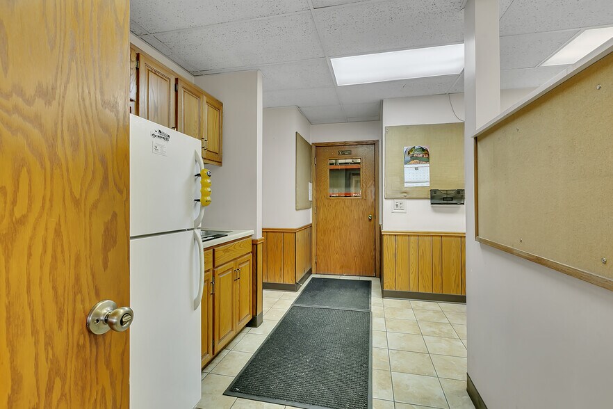 More Photos Of 15615 Highway 27, Little Falls Refrigeration Cold Storage For Lease