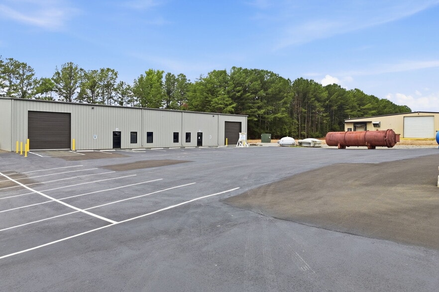 More Photos Of 120 Don Westbrook S Ave, Jasper Manufacturing For Sale