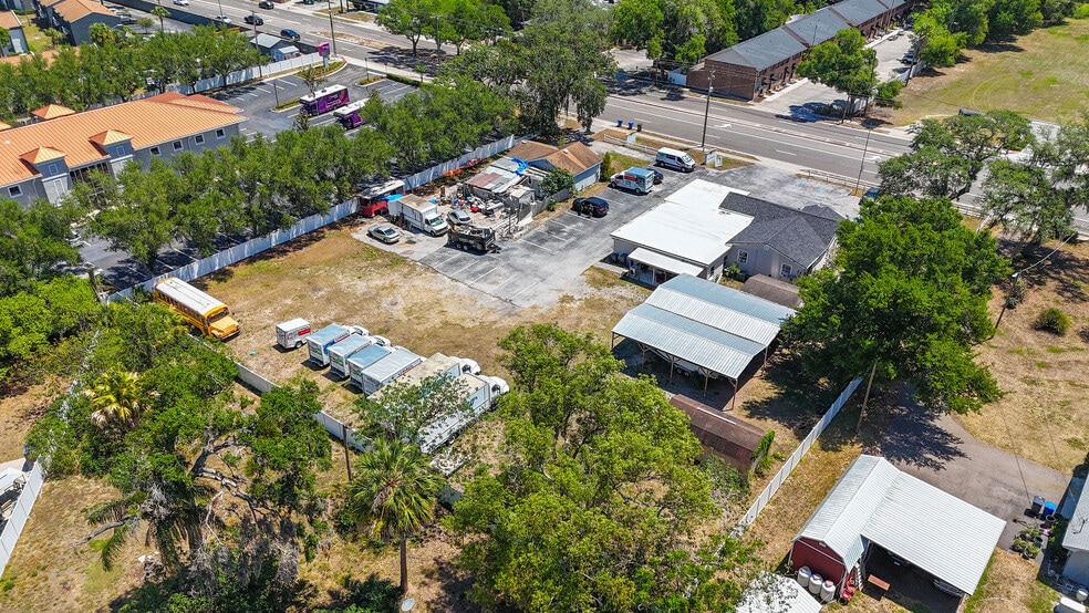 More Photos Of 504 S Kings Ave, Brandon Office For Sale