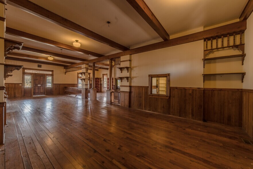 More Photos Of , Marion Unknown For Sale