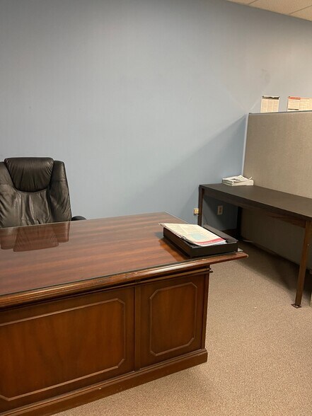 More Photos Of 170 Kinnelon Rd, Kinnelon Office Residential For Sale