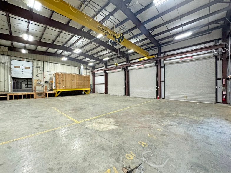 More Photos Of 20 Morin St, Biddeford Warehouse For Sale