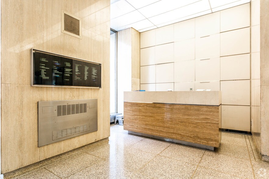 More Photos Of 55 Fifth Ave, New York Office For Lease