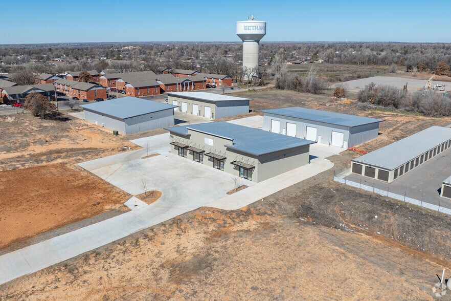 More Photos Of 2400 N Wilburn, Bethany Unknown For Lease