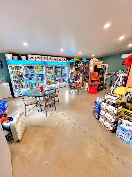 More Photos Of 14683 OK-44A, Lone Wolf Amusement Park For Sale